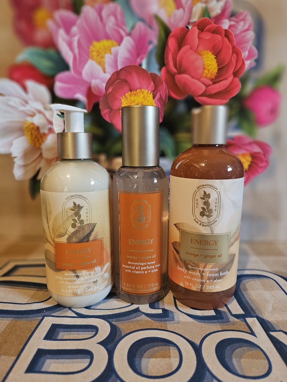 NWT Bath & Body Works Energy Orange & Ginger Bundle - Cream & Orange - Picture 12 of 12
